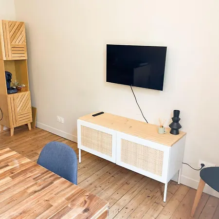 Le Sablesien 4 Personnes,salon Et Cuisine Entre Centre Et Gare דירה לה מאנש